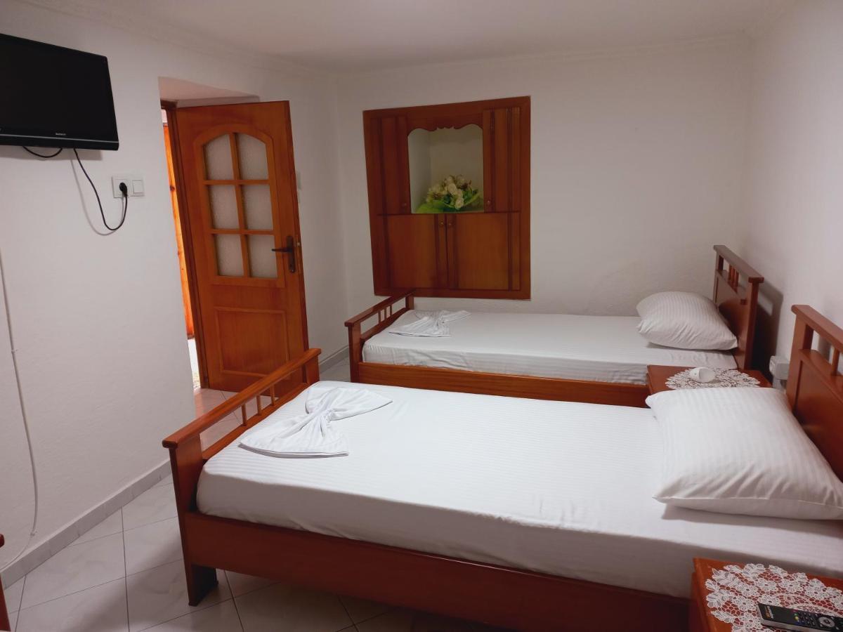 Sokolli Guest House Gjirokastra Zewnętrze zdjęcie
