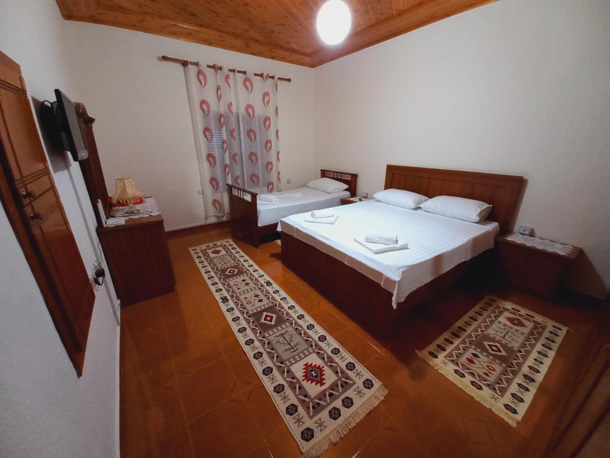 Sokolli Guest House Gjirokastra Zewnętrze zdjęcie