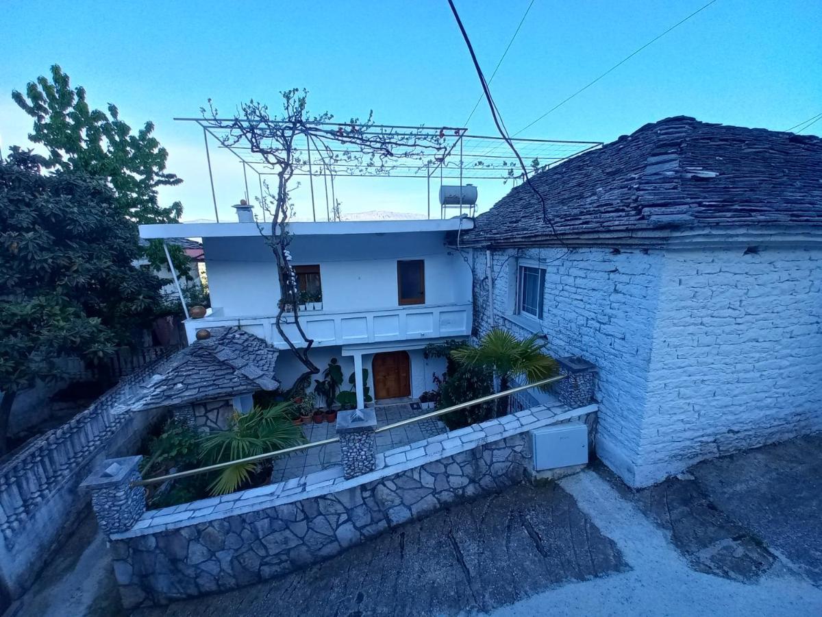 Sokolli Guest House Gjirokastra Zewnętrze zdjęcie
