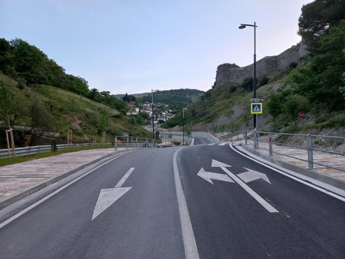 Sokolli Guest House Gjirokastra Zewnętrze zdjęcie